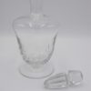 carafe ancienne sur pied verre cisele