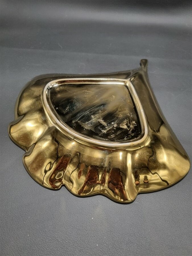 vide poche en forme de feuille de style art deco
