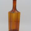 ancienne bouteille carre verre ambre