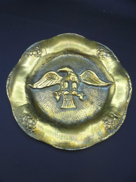 assiette bronze dore aigle imperial