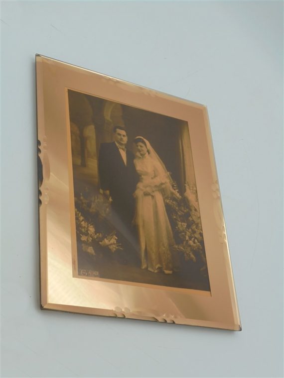 ancien cadre photo miroir rose mariage couple