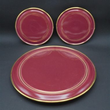 dessous de plat art deco ceramique bordeaux lie de vin et 2 dessous de bouteilles liseres dores