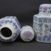 pots a the porcelaine chinoise decor floral bleu et rose
