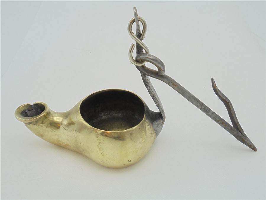 Ancienne lampe à huile en laiton – Sélection brocante