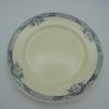 ancienne assiette Lily longchamp terre de fer