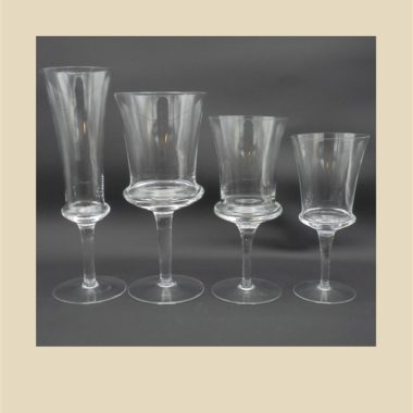 service verres a pied verres a vin eau digestif et flutes a champagne