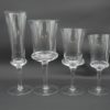 service verres a pied verres a vin eau digestif et flutes a champagne