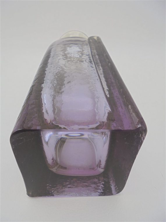 flacon vase verre ou cristal violet et brun fume