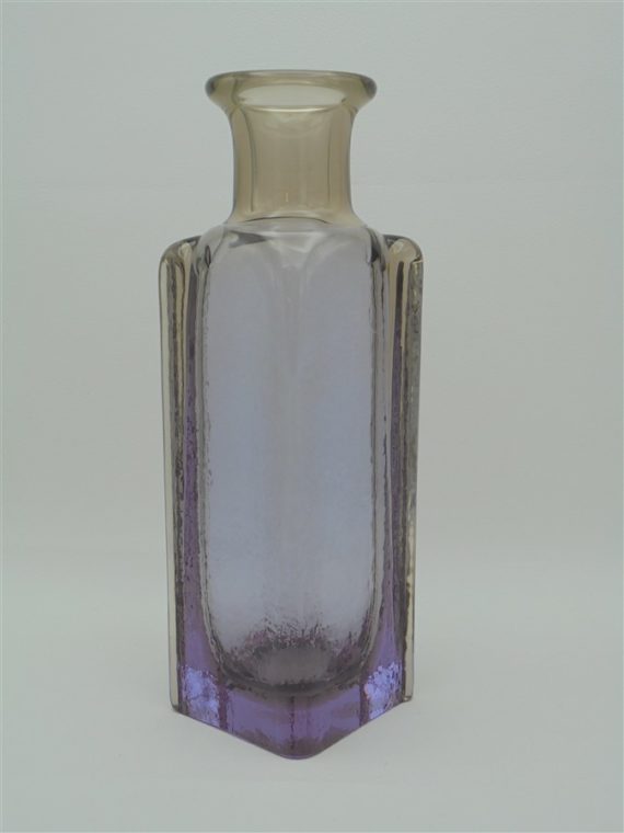 flacon vase verre ou cristal violet et brun fume