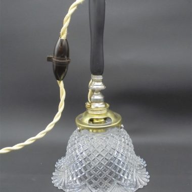 lampe baladeuse globe floral ancien verre ou cristal