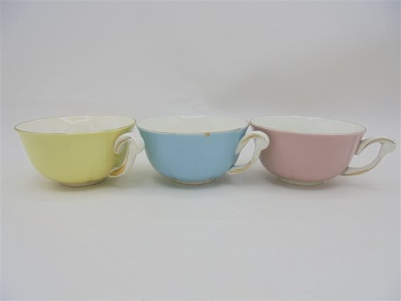 anciennes tasses a cafe ceranord semi porcelaine