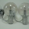 appliques murales vintage globe verre fume et supports chromes