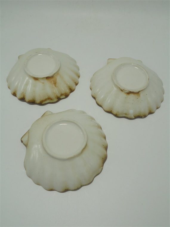 coupelles vide poche ramequins en gres en forme de coquille st jacques