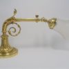 ancienne lampe en bronze dore bras etirable tulipe en verre