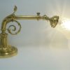 ancienne lampe en bronze dore bras etirable tulipe en verre