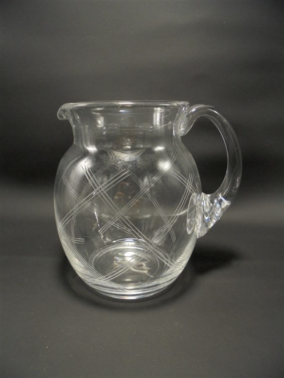 pichet pot a eau ancien verre cisele