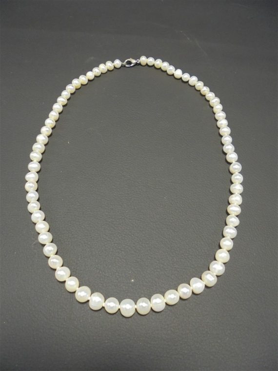 collier de perles veritables