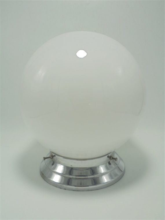 lampe globe opaline art deco socle chrome