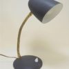 ancienne petite lampe de bureau vintage en metal granite noir