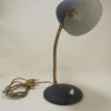 ancienne petite lampe de bureau vintage en metal granite noir