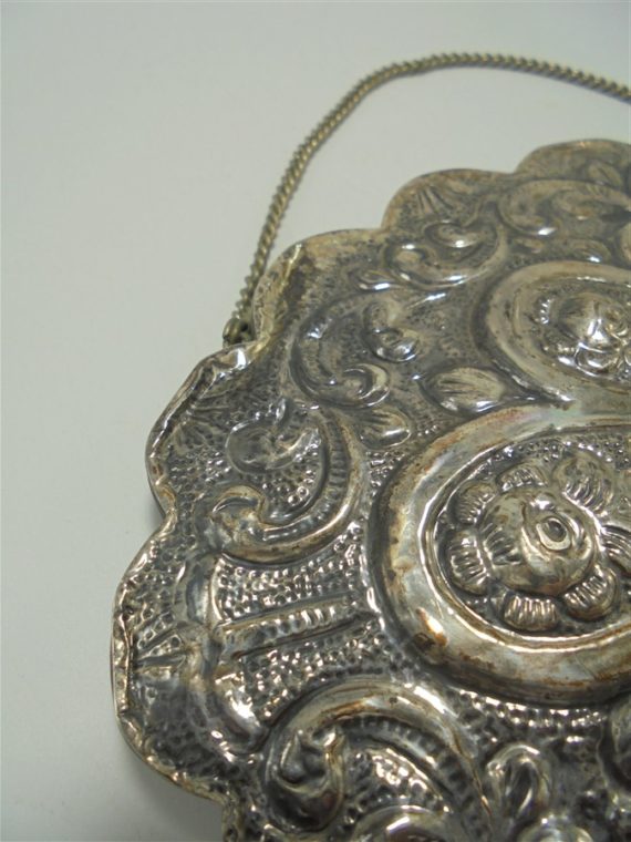 petit miroir turc ottoman miroir de sultan ovale a suspendre en argent repousse
