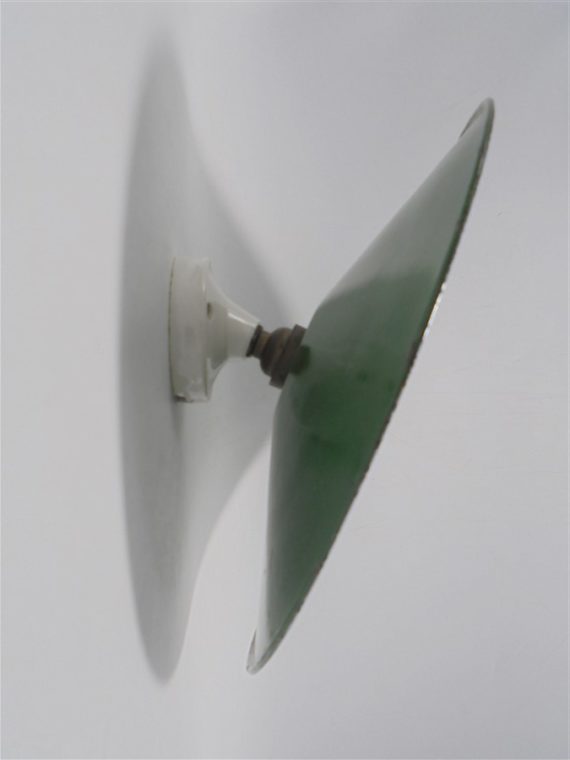 paire d appliques en tole emaillee verte
