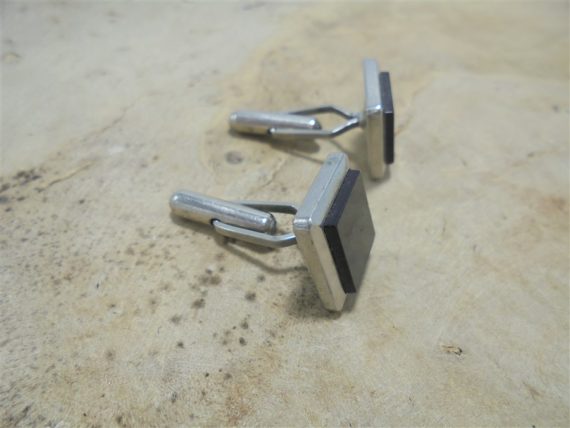 boutons de manchettes dial