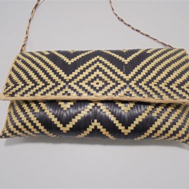 pochette en osier