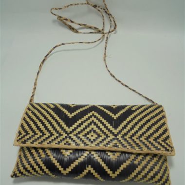 pochette en osier