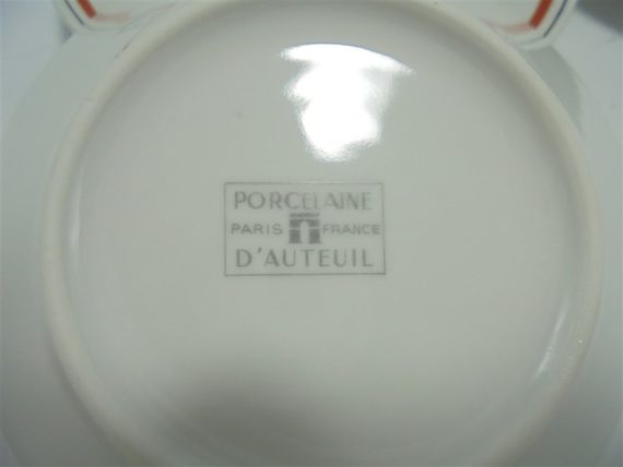 5 sous tasses porcelaine d auteuil