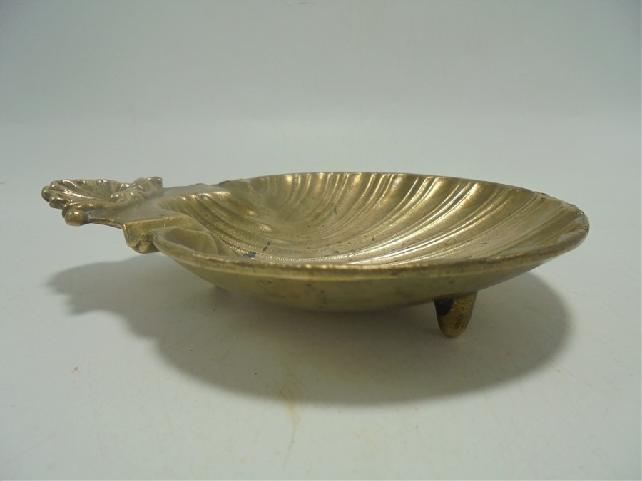 cendrier coquillage bronze