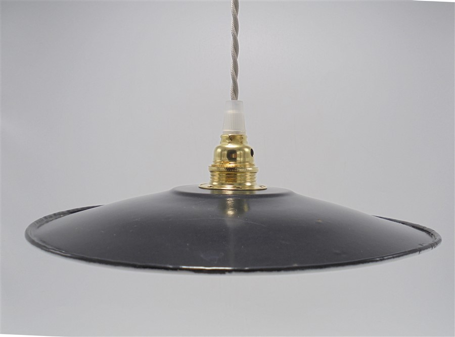 suspension en tole emaillee noire