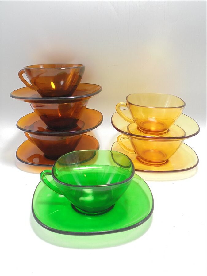 ensemble de 6 tasses vereco colorees