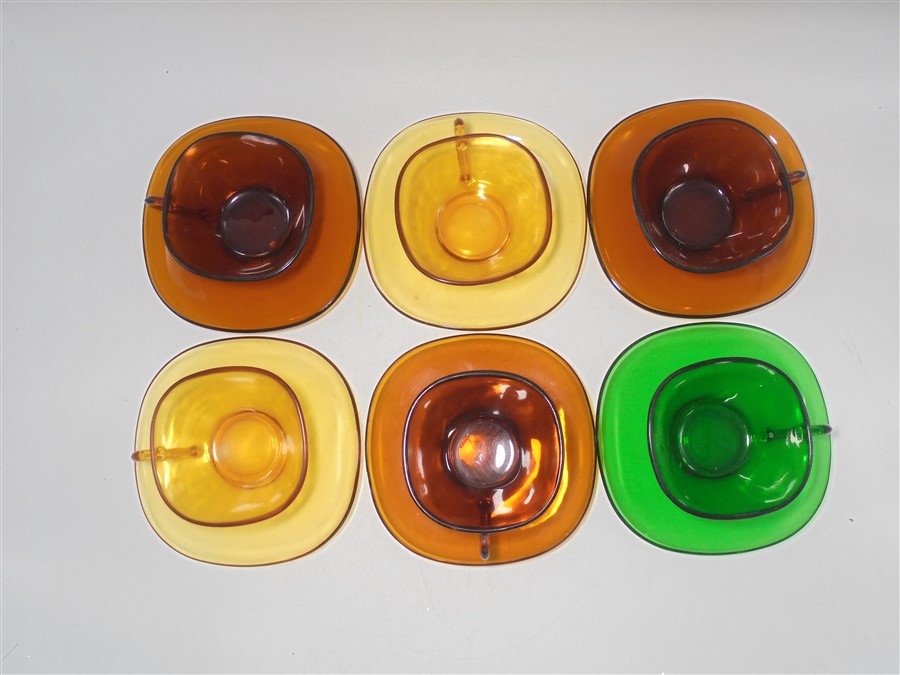 ensemble de 6 tasses vereco colorees