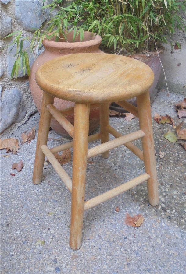 Petit tabouret ou Banc hongrois prune • BROCANTE