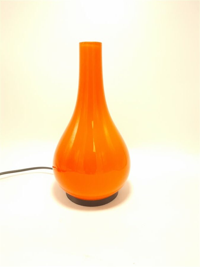 Lampe vintage en opaline orange
