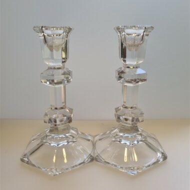 Paire de chandeliers en verre