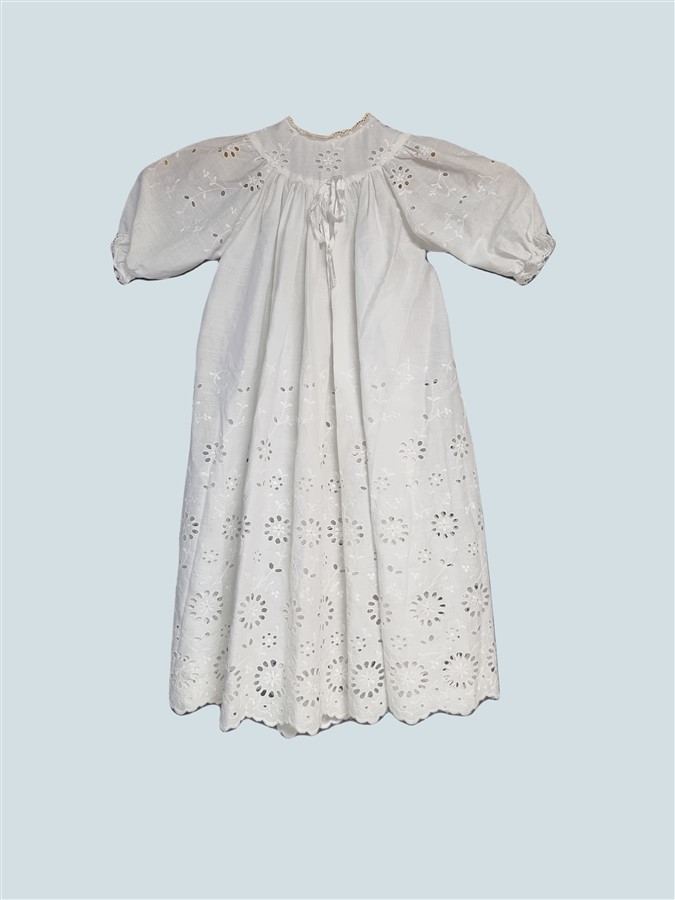 Ancienne robe dentelle bapteme mariage
