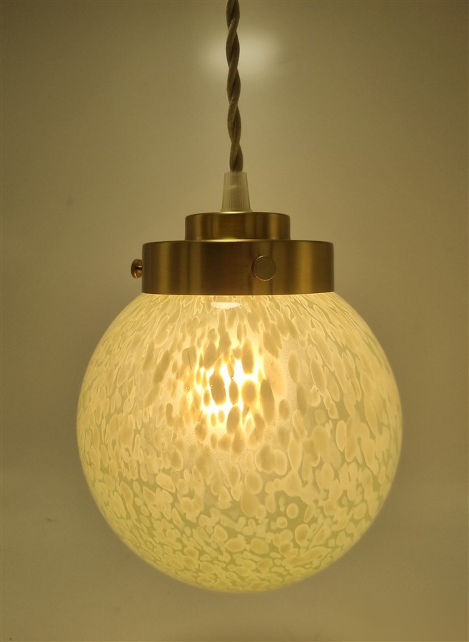 Baladeuse globe vintage en verre mouchete