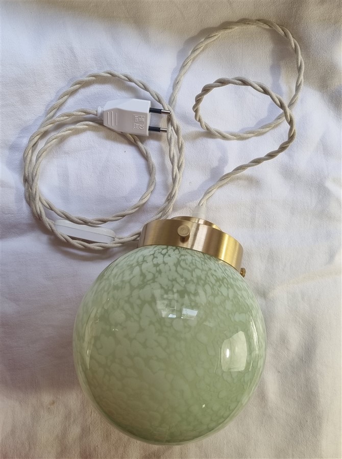 Baladeuse globe vintage en verre mouchete