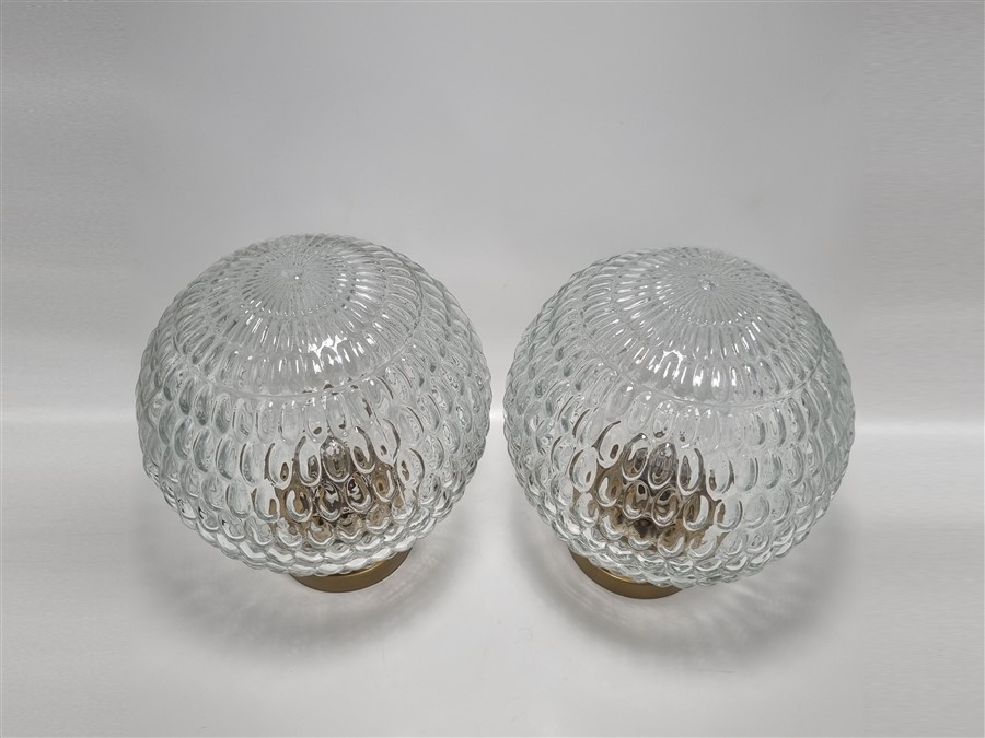 Paire de luminaires vintage (appliques, plafonniers ou suspensions)