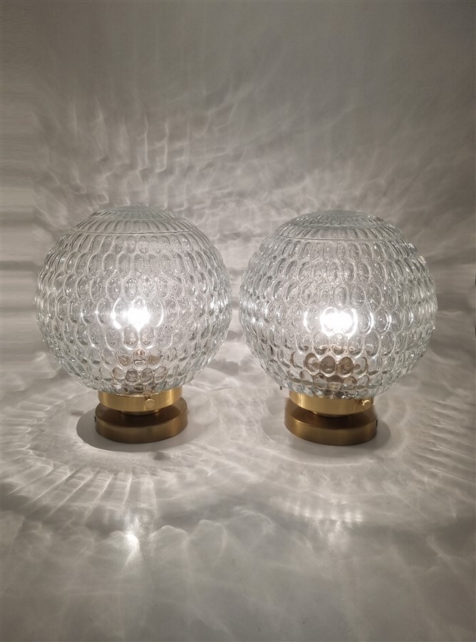 Paire de luminaires vintage (appliques, plafonniers ou suspensions)