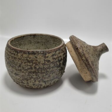 pot en gres pyrite signe yvonne seyve