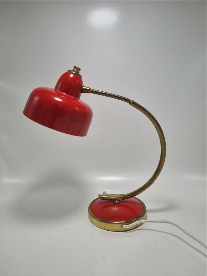 lampe de bureau vintage rouge
