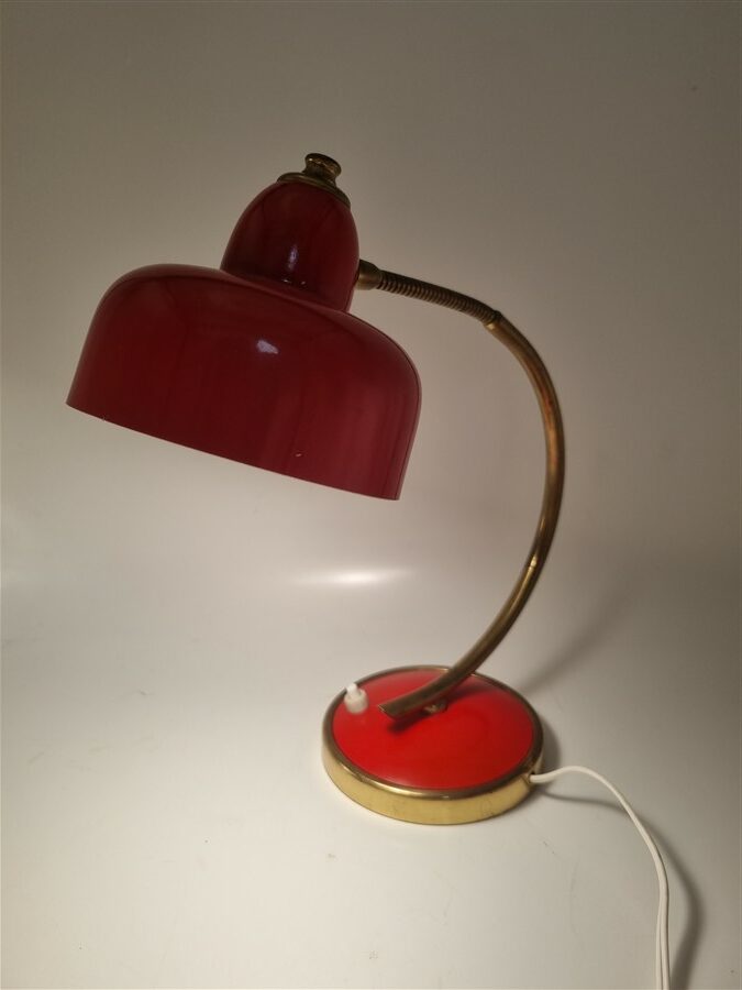lampe de bureau vintage rouge