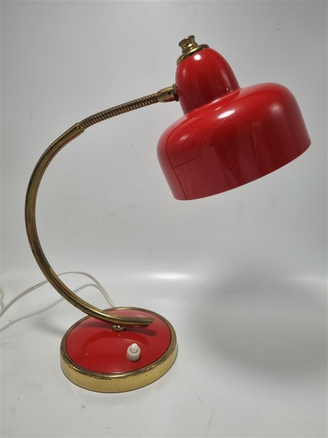 lampe de bureau vintage rouge