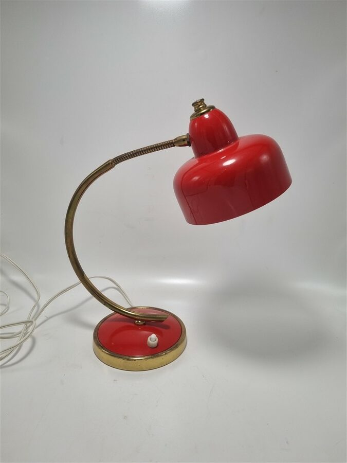 lampe de bureau vintage rouge
