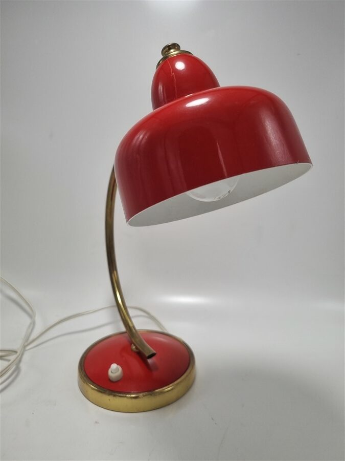 lampe de bureau vintage rouge