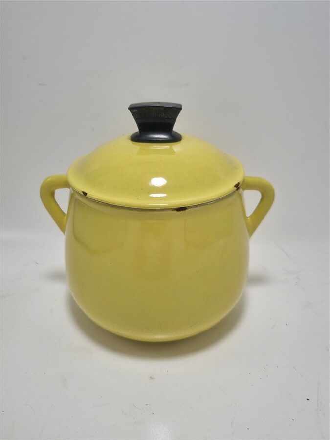 cocotte vintage en fonte von roll