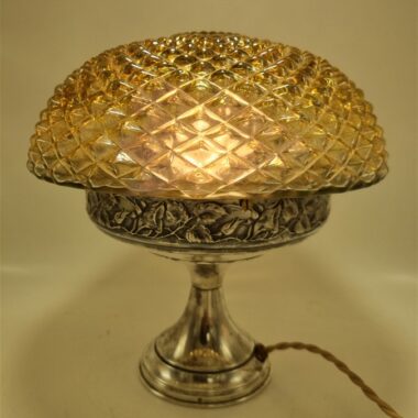 lampe de style art nouveau